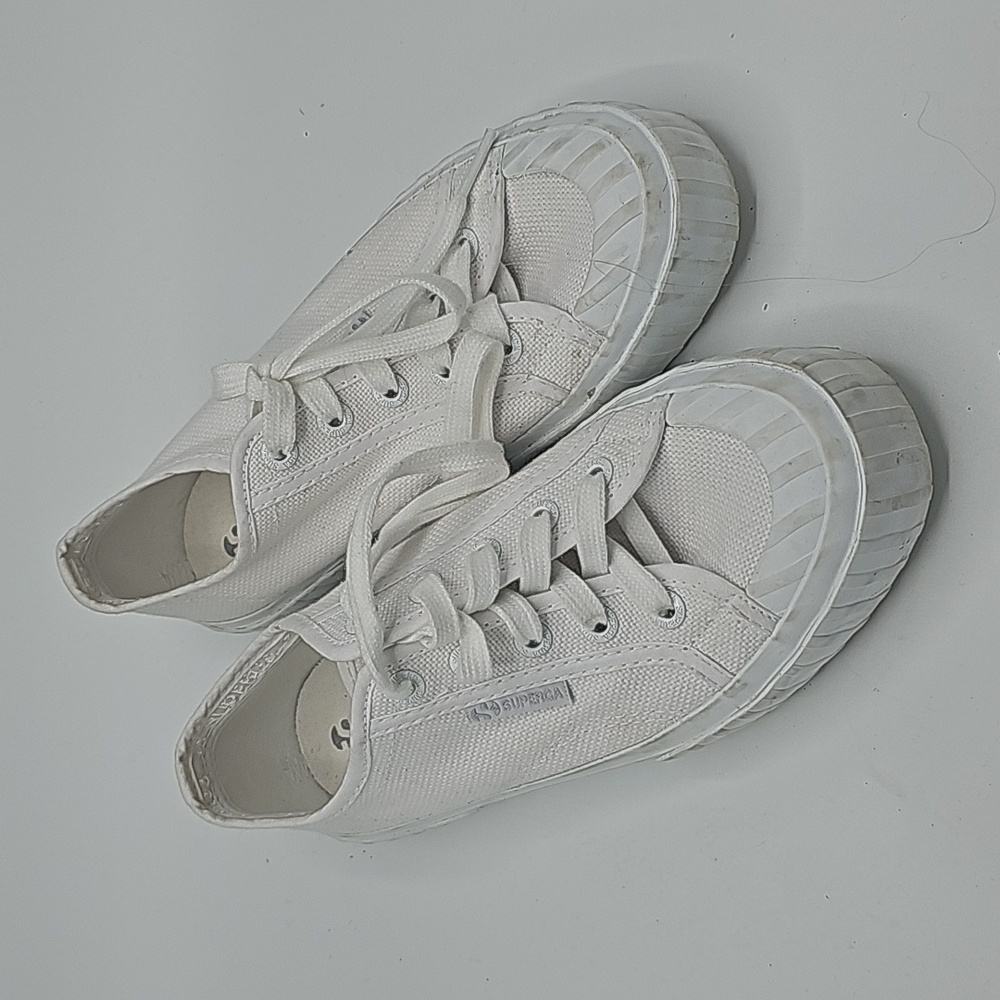 Superga Sneakers